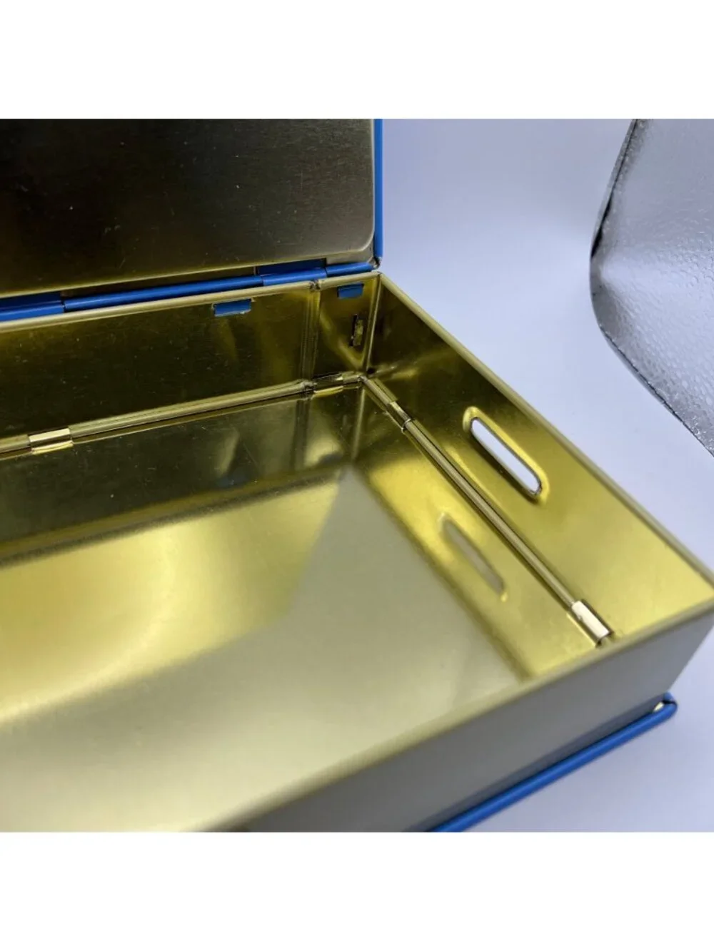 Winnie The Pooh Blue Metal Storage Tin Box - Schylling - Book Design With Gold I - Picture 6 of 6